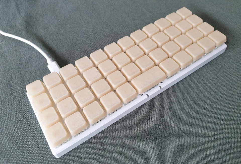 3D Printed PLA mussle Shell Keycaps