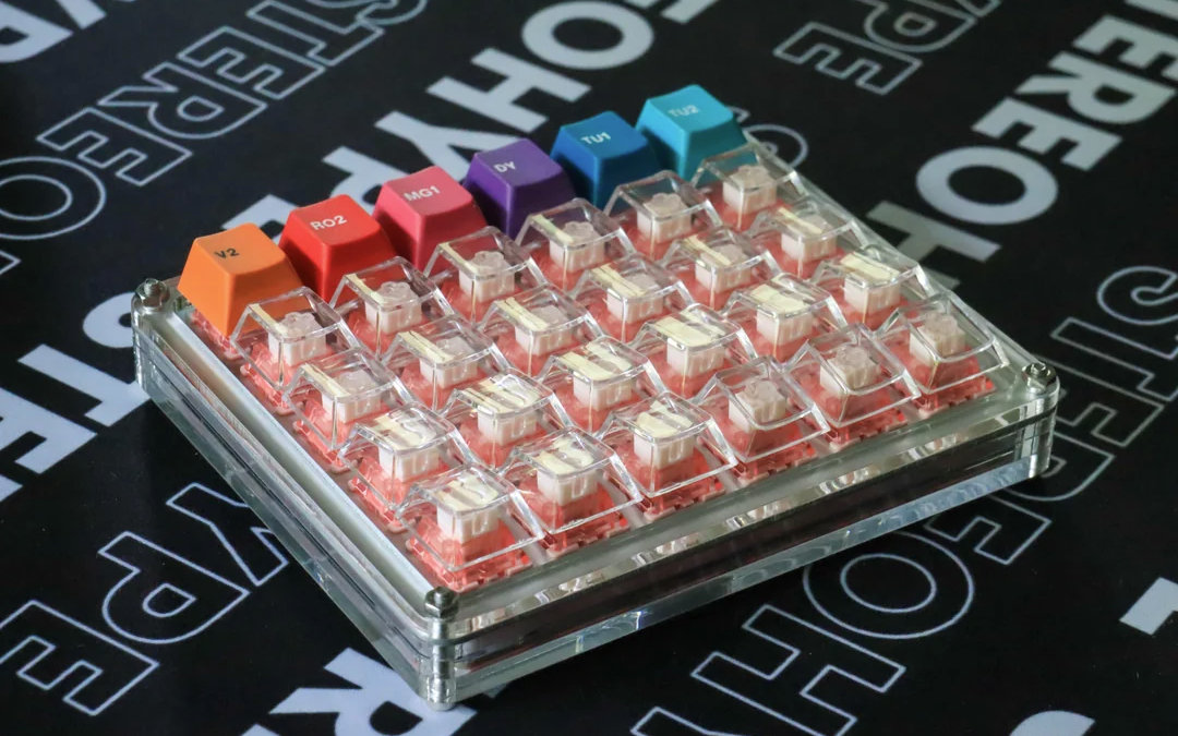 Pic: 6x5 ortholinear keyboard