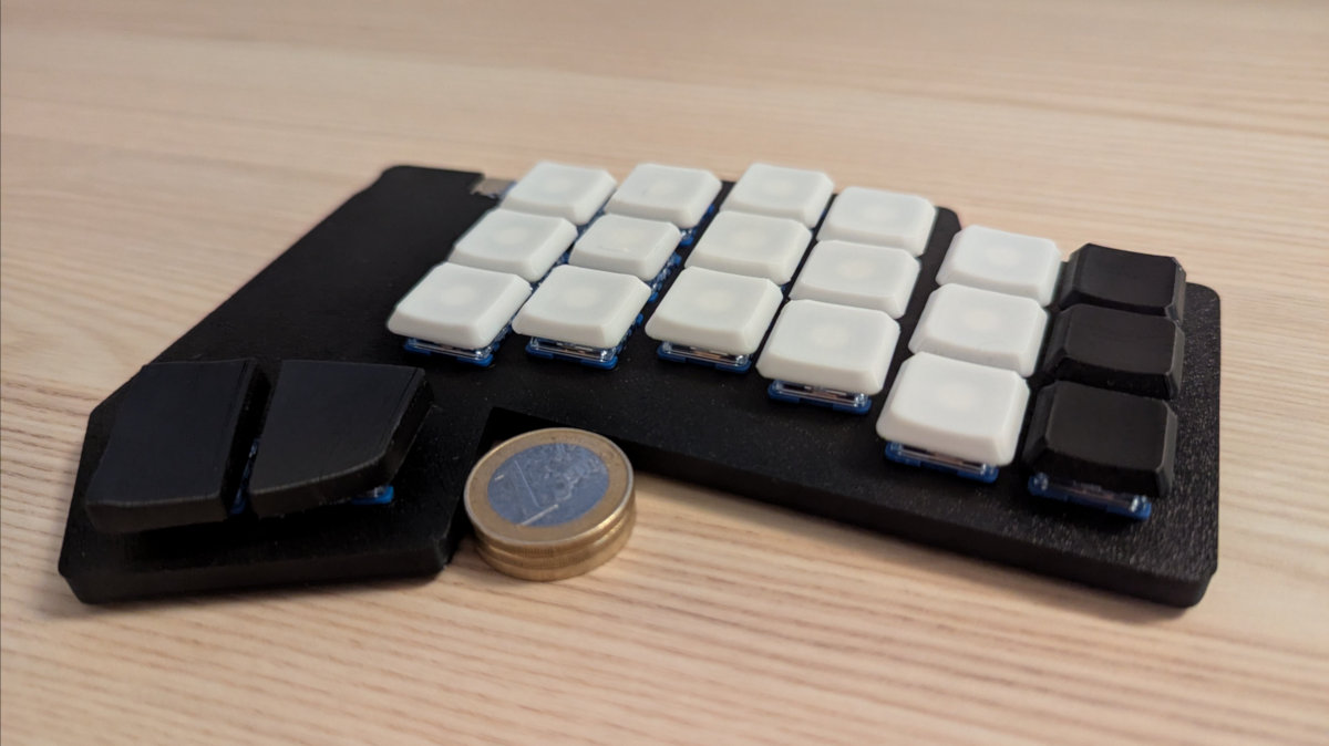 Pic: Exul's split V3