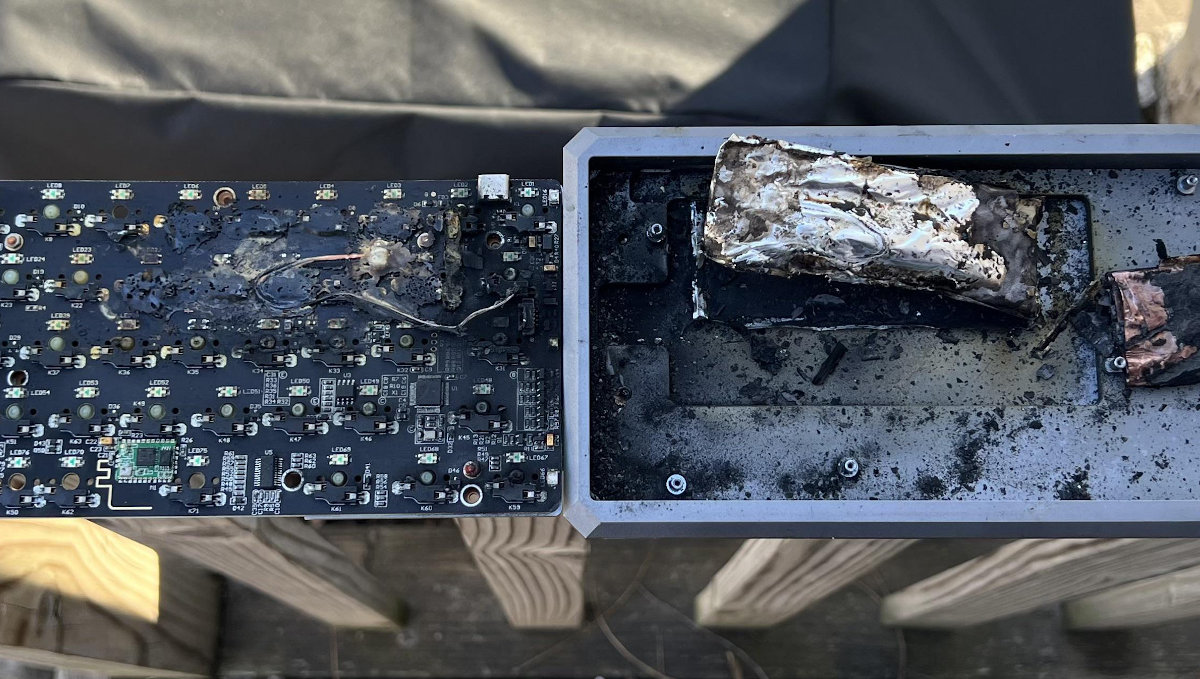 Friendly remind to check your wireless keyboard battery from time to time. Epomaker gk68xs – anyone_anything1. Pic: Friendly remind to check your wireless keyboard battery from time to time. Epomaker gk68xs – anyone_anything1.
