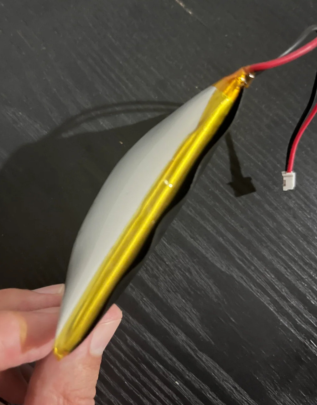 Swollen Keychron battery – hjlammers. Pic: Swollen Keychron battery – hjlammers.