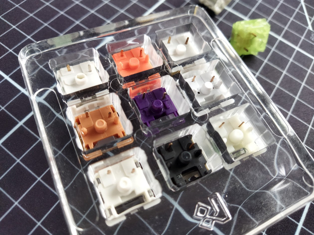 Pic: Some with, some without plastic pins.