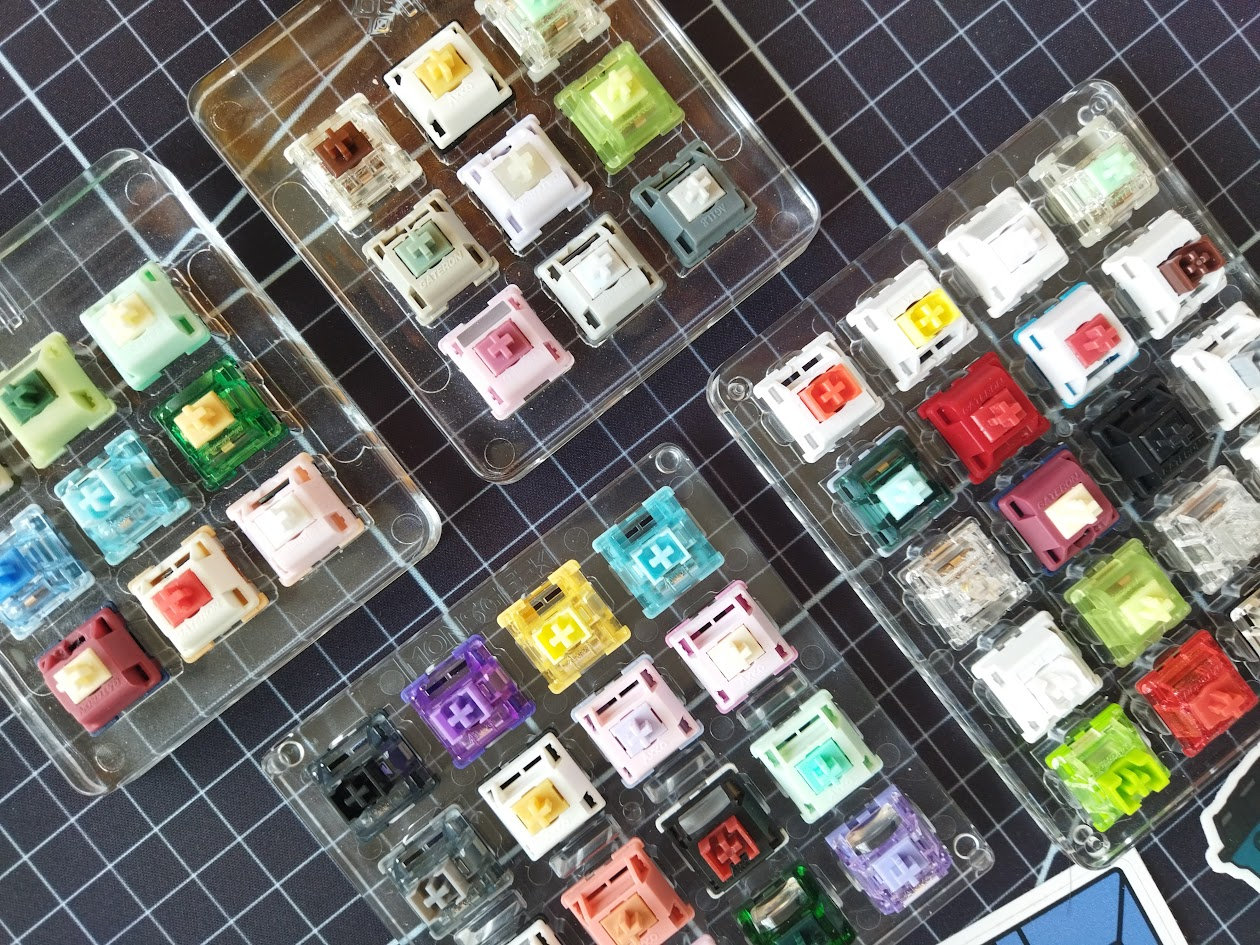 Pic: Switch testers from Akko, Kinetic Labs, CoffeeKeys, etc.